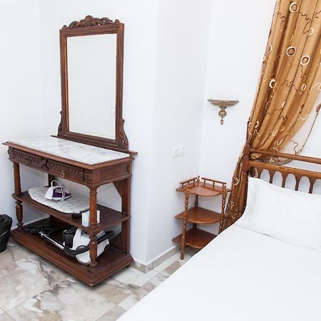 Beautiful Apartment In Pagkrati -Gtd95601 Atene Esterno foto