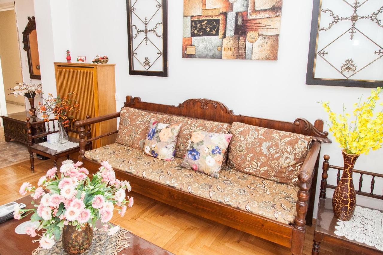 Beautiful Apartment In Pagkrati -Gtd95601 Atene Esterno foto